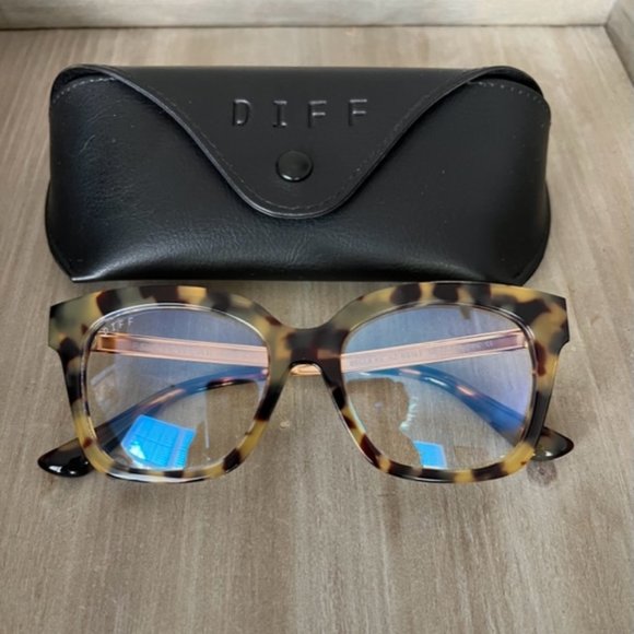Diff bella XS bluelight glasses new - Picture 2 of 5